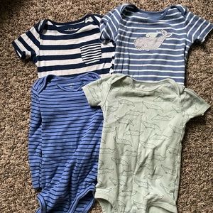 Carters 18m onesie set of 4